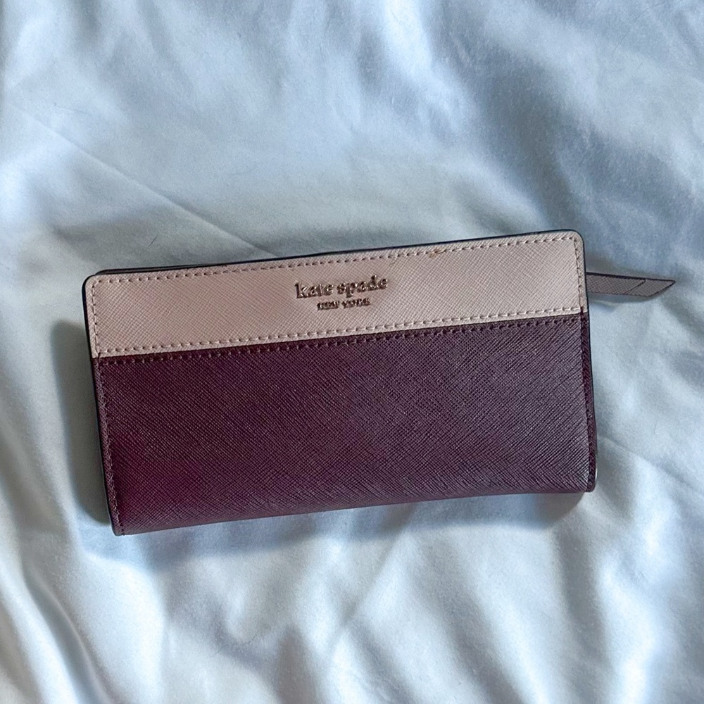 Kate Spade New York Cameron Large Bifold Slim Wallet Burgundy Light Pink